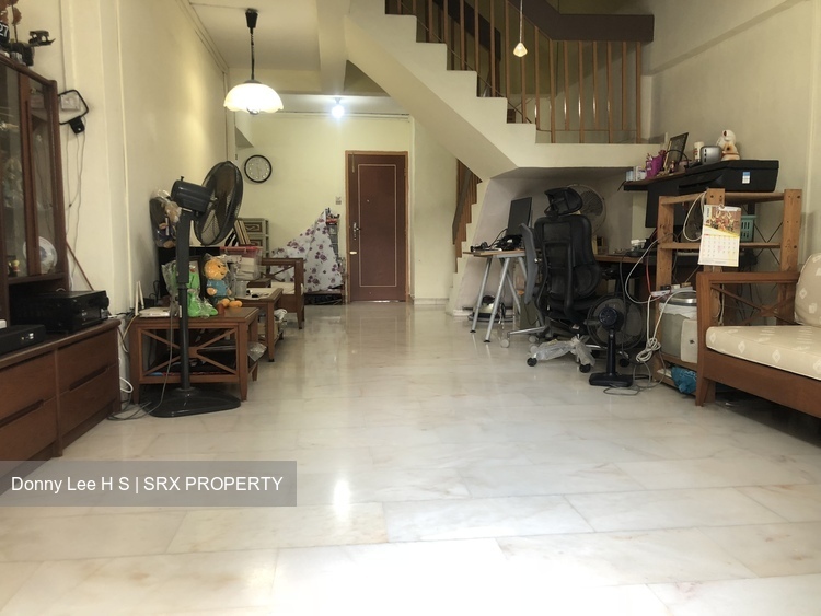 Blk 559 Jurong West Street 42 (Jurong West), HDB Executive #184819022